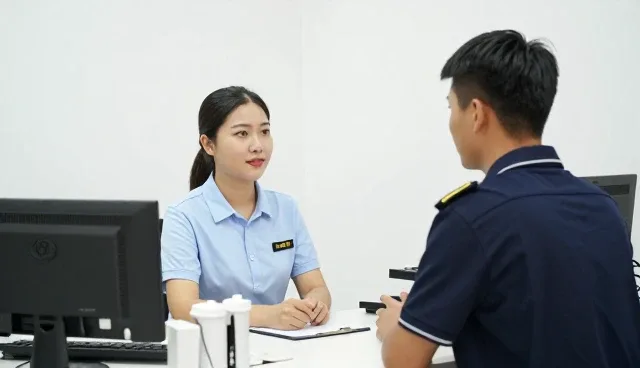 配件销售中的性能与适用条件如何影响汽车销售